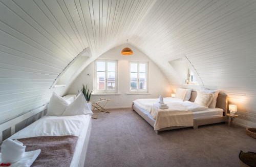 Horgen District Apartment | Charming Lake View House in Kilchberg Zürich