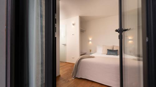 Civenna Villa | Villa Valentina by Rent All Como