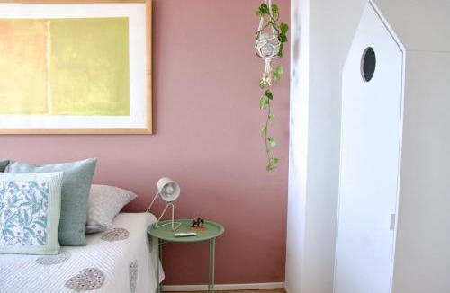 Saint-Aubin-Sauges Bed & Breakfast | L'Effet Papillon - Maison d'hôtes