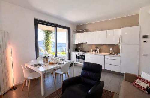 Massino Visconti Apartment | Panoramic Lake View Private Garden & Relaxation