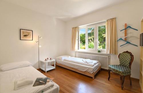 Pregassona Villa | Ca' Lidia - Lugano Villa with Garden and Parking - Happy Rentals
