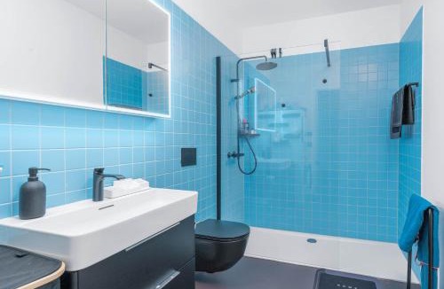 Uster District Apartment | Modern Zurich Apt with Balcony View & Workspace