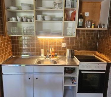 Portalban-Dessous Apartment | Charmantes Reihenhaus in Seenähe