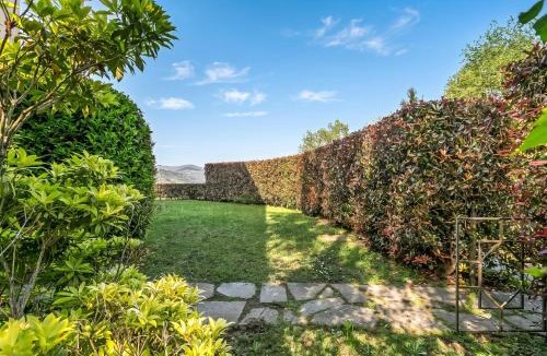 Meina Apartment | Aquavista Pool and Lake Maggiore View - Happy Rentals