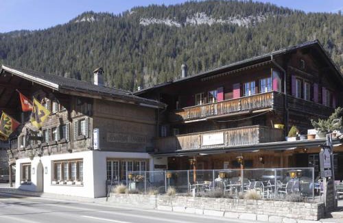 Zweisimmen Apartment | Apartment Baren Penthouse Appartement-Fewo- Dusche- WC 8-Bettwohnung by Interhome