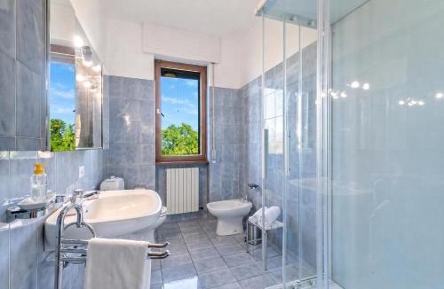 Porto Valtravaglia Villa | Casa Antonia: Lake Maggiore Villa with Private pool - Happy Rentals