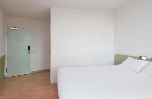 Breitenrain-Lorraine Hotel | ibis budget Bern Expo
