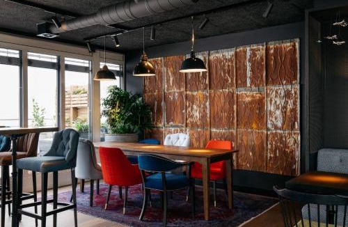 Geneva Old Town Hotel | Ruby Claire Hotel Geneva by IHG