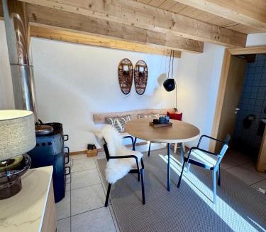 Blatten bei Naters Apartment | Hüttli Chalet Weitblick 10 Minuten zur Skigondel und Aletschgletscher