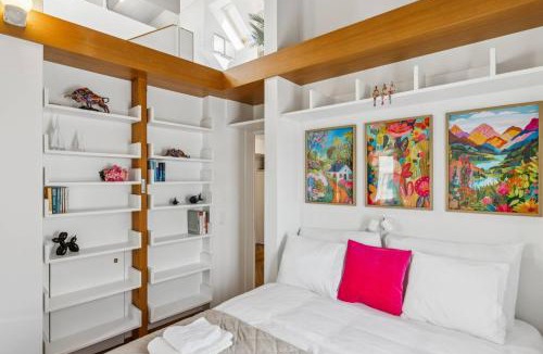 Old Town Apartment | Old Town Zurich Penthouse Rooftop Terrace AC