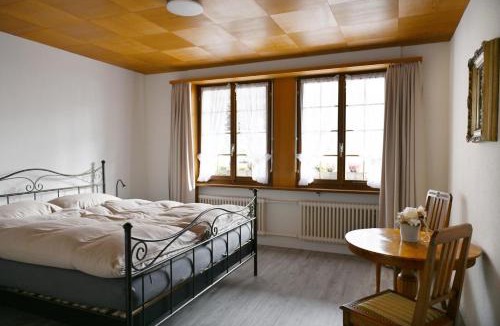 Kyburg-Buchegg Hotel | Gasthof Kreuz Mühledorf