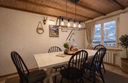 Frutigen Apartment | Alpine Retreat I Mountain View I BBQ I Parking