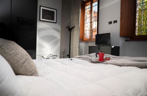 Somma Lombardo Apartment | Da Bianca - Castle, Wifi & Mxp