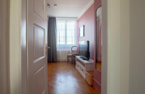 Fluntern Bed & Breakfast | B&B Zoo Caffè & Ristorante