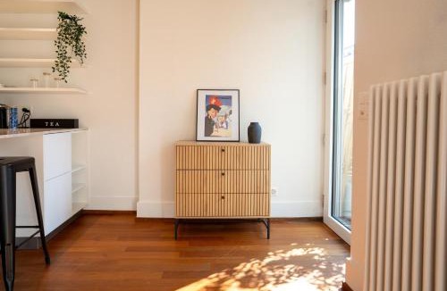 Seefeld Apartment | Newly renovated apartment next to Lake Zurich with private terrace