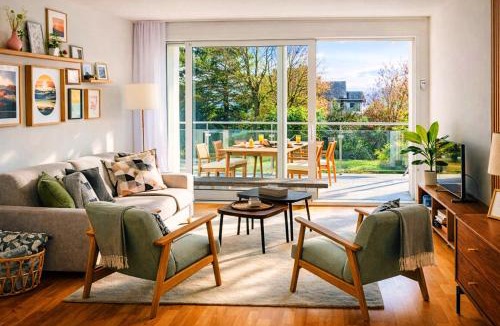 Meilen District Apartment | Apartment near Lake Zurich with Garden, Terrace & Parking