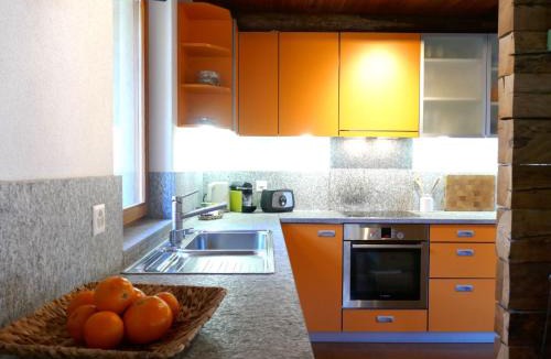 Mairengo House | Holiday Home Rustico Raslina by Interhome