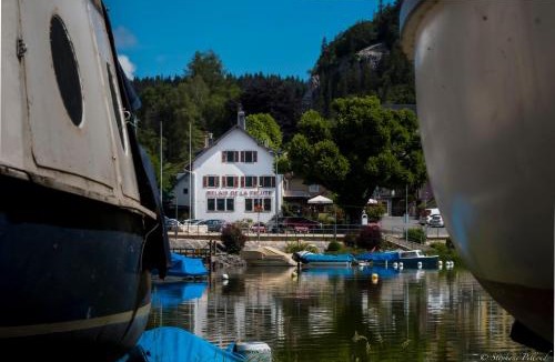 Les Charbonnieres Hotel | Hôtel de la Truite - Vallée de Joux