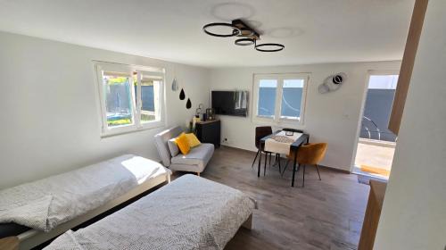Fully Apartment | Le Petit Beurre de cacahuète et Le Poivre et Sel