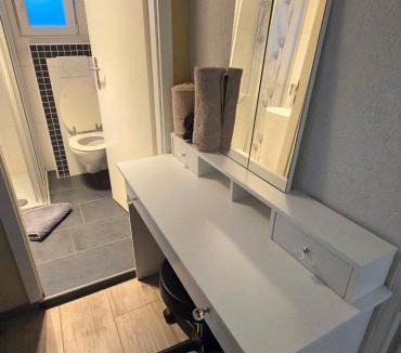 Fully Apartment | Le Petit Beurre de cacahuète et Le Poivre et Sel