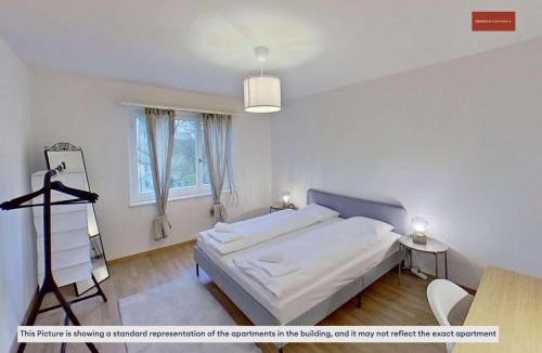Seebach Apartment | Simple and Warm on Köschenrütistrasse