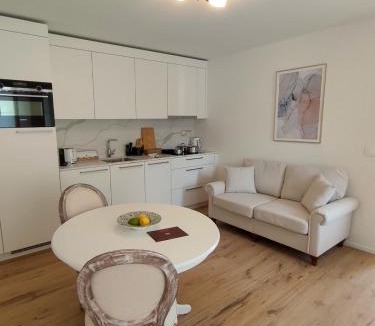 Aubonne Apartment | Zogbi Hospitality Aubonne 2