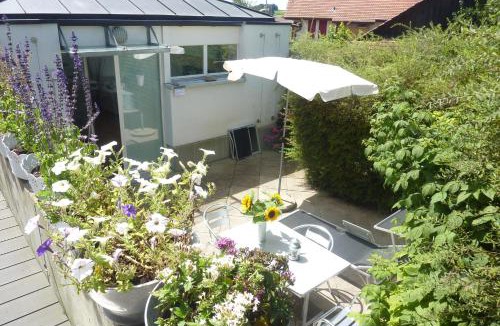 Ueberstorf Bed & Breakfast | Studio Elegant