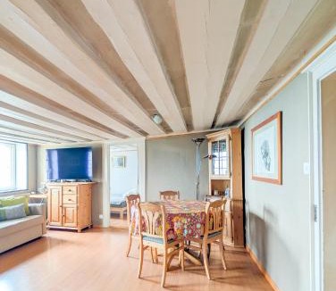 Huemoz Apartment | Appart cozy vue montagne, jardin 3 min de Villars