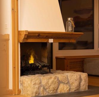 Champfer Apartment | NEW Engadine Alpine Apartment - Pool & Sauna