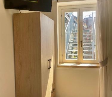Sesto Calende Apartment | Bnbook Suite Leonardo