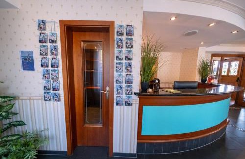 Oberhofen am Thunersee Hotel | HAUS AM SEE Lakefront Rooms on Lake Thun SELF CHECK-IN Digital Reception