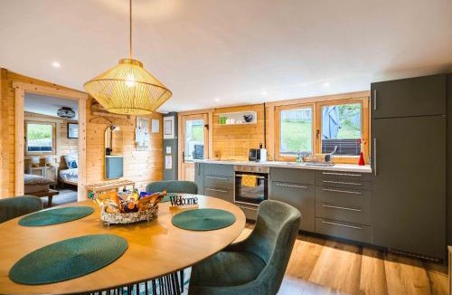 Vitznau Apartment | Chalet Oz Vitznau with Lake Lucerne Views