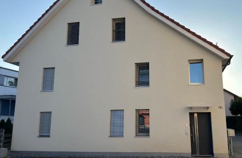 Oftringen Apartment | A&A Apartment