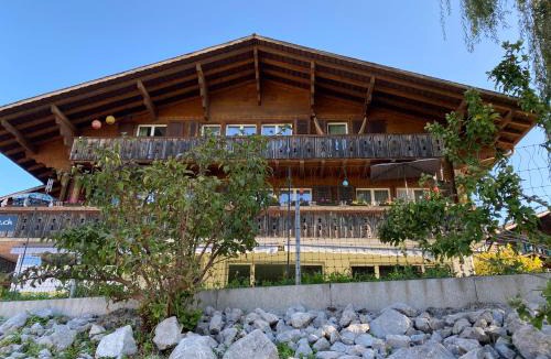 Faulensee Apartment | See und Berge Simply, ohne Dusche