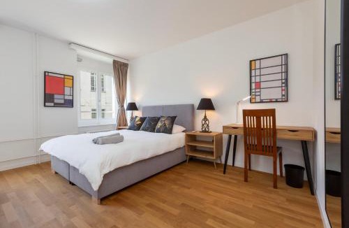 Werd Apartment | KAYA Zurich Apartment 2B - Downtown 2BR Deluxe Apt
