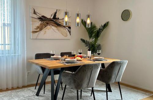 Kerzers Apartment | Seeland Bijou - 2 Bedrooms & Free Parking