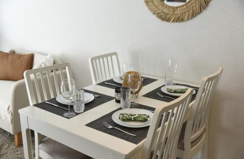 Muenchenwiler Apartment | Charming studio with terrace 5 minutes from Murten