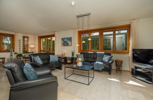 Bevaix Villa | Villa Azur au bord du lac