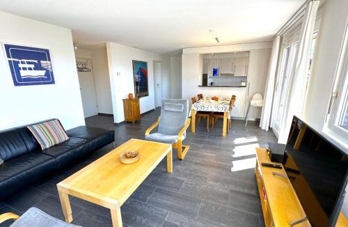 Merligen Apartment | Lake Thun Alps Scenic Views and Concierge by SwissHut