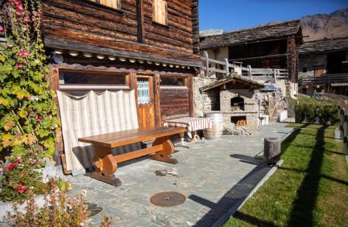 Evolene Ski Chalet | Chalet "Chez le petit Jean"