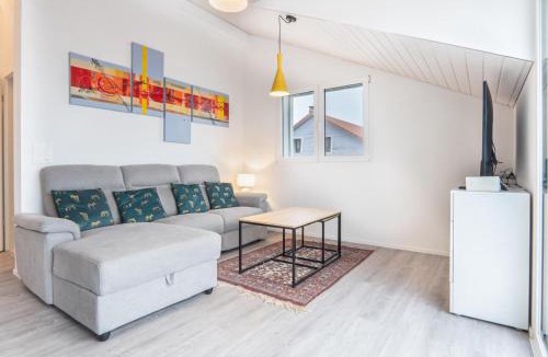 Chesalles Apartment | Appartement lumineux avec vue sur les montagnes-calme&nature