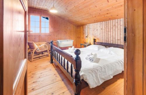 Caux Ski Chalet | Chalet familial avec vue sur les Alpes et le lac sur les hauts de Montreux à Caux