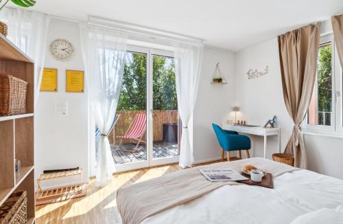 Brugg Apartment | ReMo I Business I Family Apartment I 1-4 Personen - Aare Blick, nahe Altstadt I Beamer - 99" Leinwand I Terrassen Lounge und Parkplatz