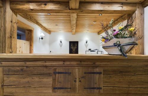 Aeschi bei Spiez Hotel | Bergblick Lodge - 3 Sterne Garni