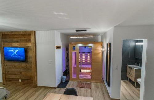 Saas-Fee Apartment | Appartement rénové avec vue panoramique et sauna