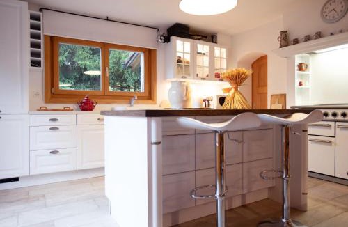Villars-sur-Ollon Ski Chalet | Chalet Chalet Le Haut Pré by Interhome