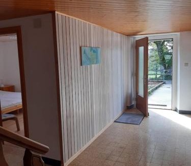 Petit-Val Apartment | Böglihuus