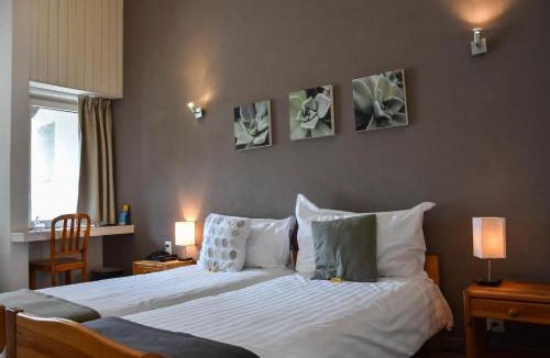 Les Posses-sur-Bex Hotel | Hôtel Restaurant Le Saint-Christophe