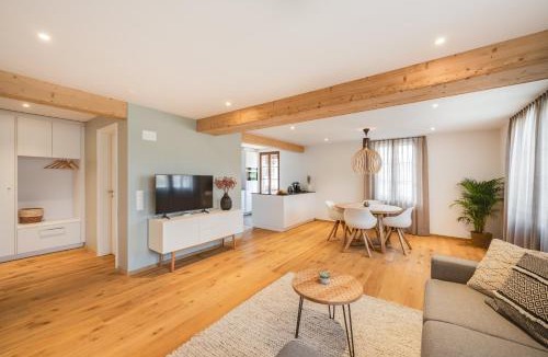 Faulensee Apartment | Bijou Lake Side - mit Seesicht und Privatstrand