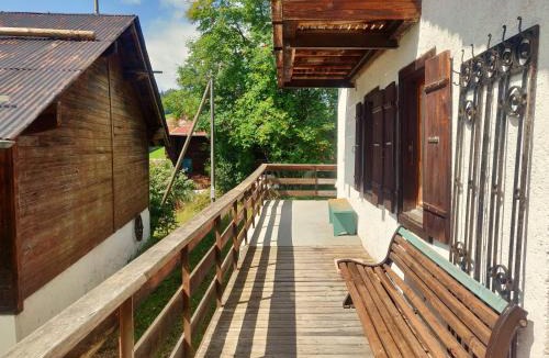 Ormont-Dessous Apartment | Les Hirondelles, cosy apartment with a magnificent view on the mountains